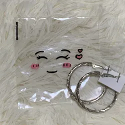 Aretes plateados, modelo #9. 🩶