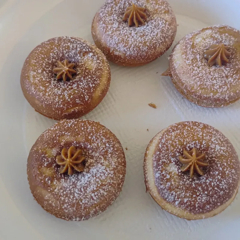 Mimi donitas rellenas de dulce de leche 