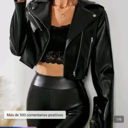 Chaqueta de motociclista corta de cuero sintético con cremallera