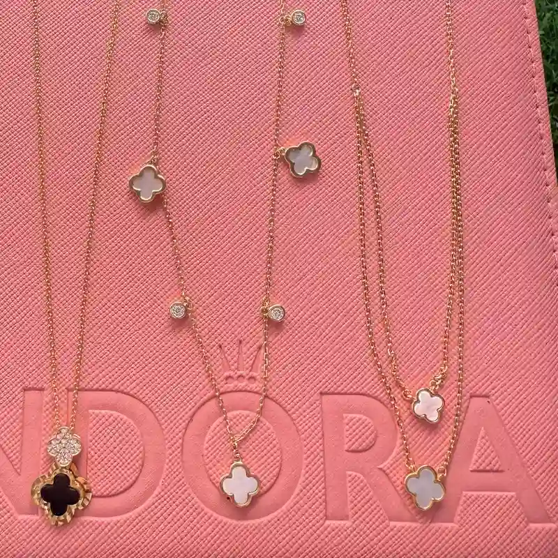 Cadena Van Cleef Doble Blanca