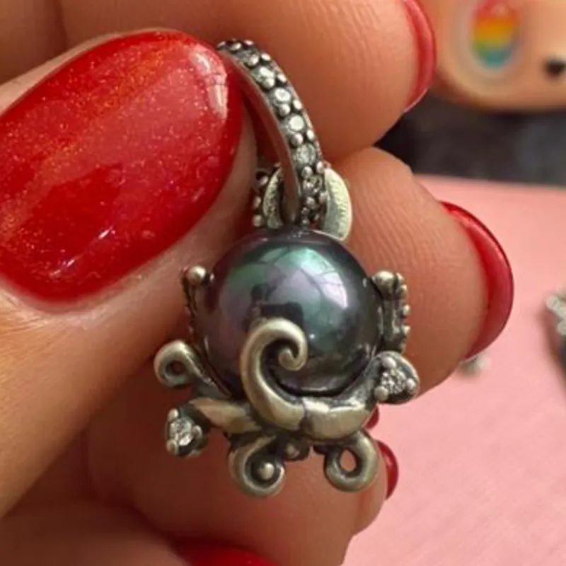 Charm 🐙 Ursula La Sirenits