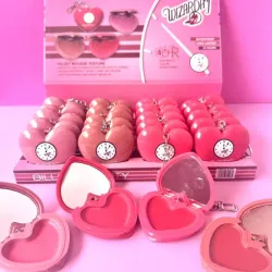 Rubor en crema con espejo y llavero