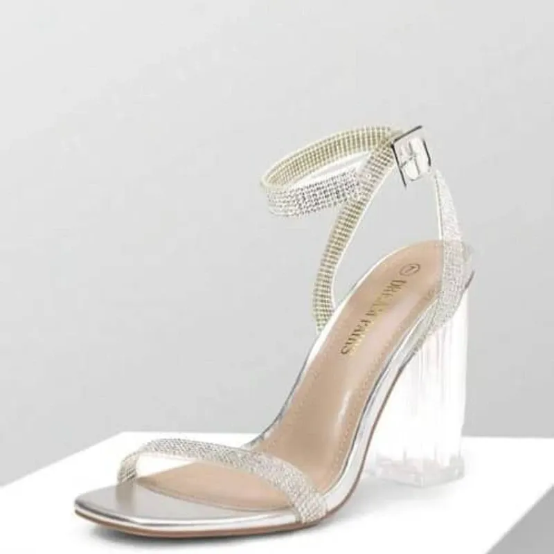 Sandalias