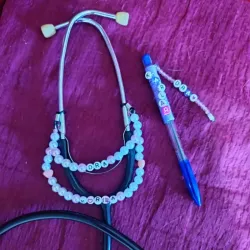 Colgante para estetoscopio