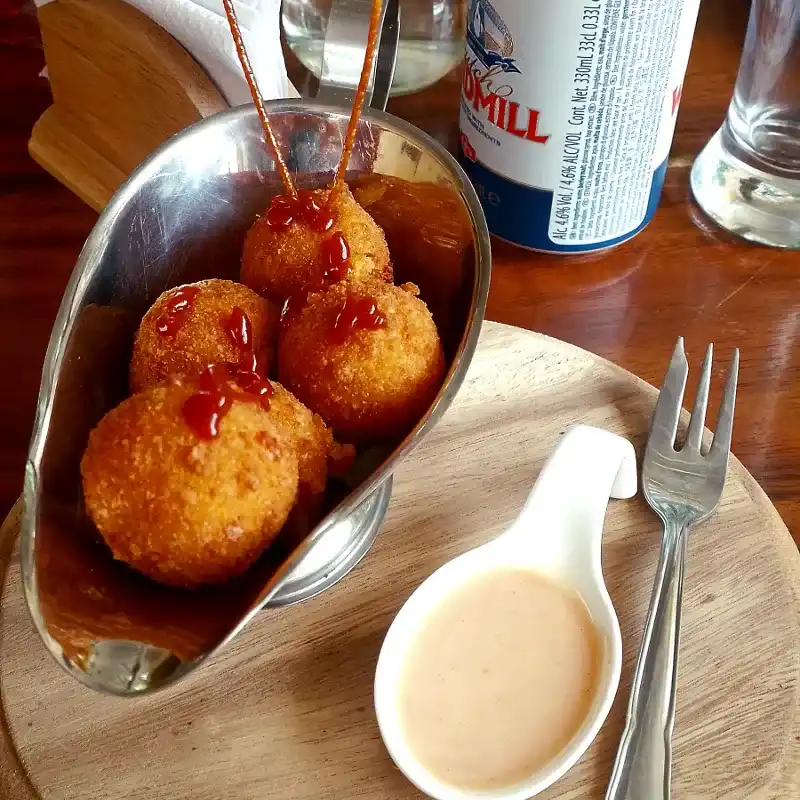Croquetas de la casa