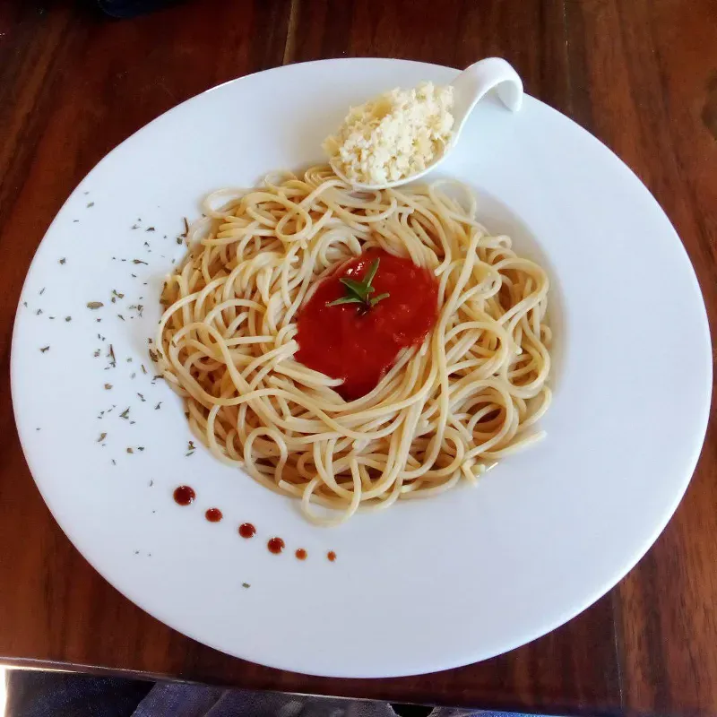 Spaguettis napolitano 