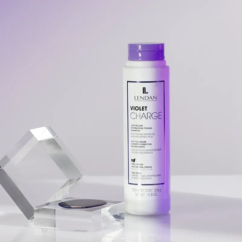 VIOLET CHARGE SHAMPOO