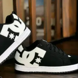 Disponible el #37-38-39-40