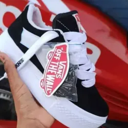 Disponible los #:37-38-39-40-41