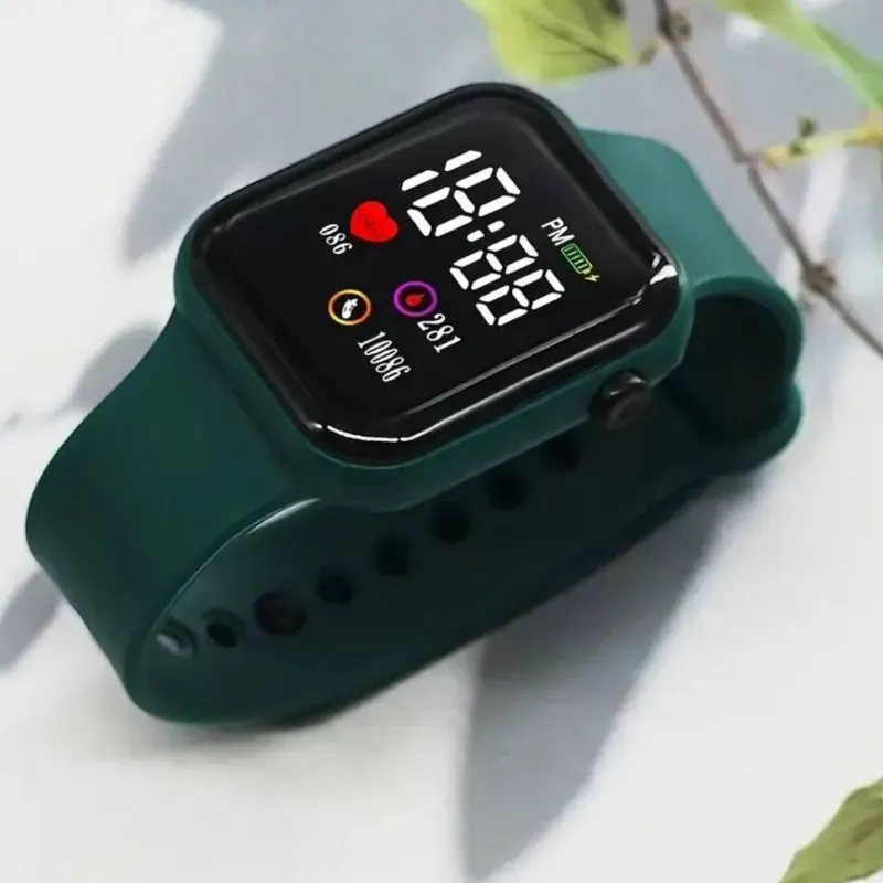 Reloj de pareja cuadrado con estilo de corazón LED 