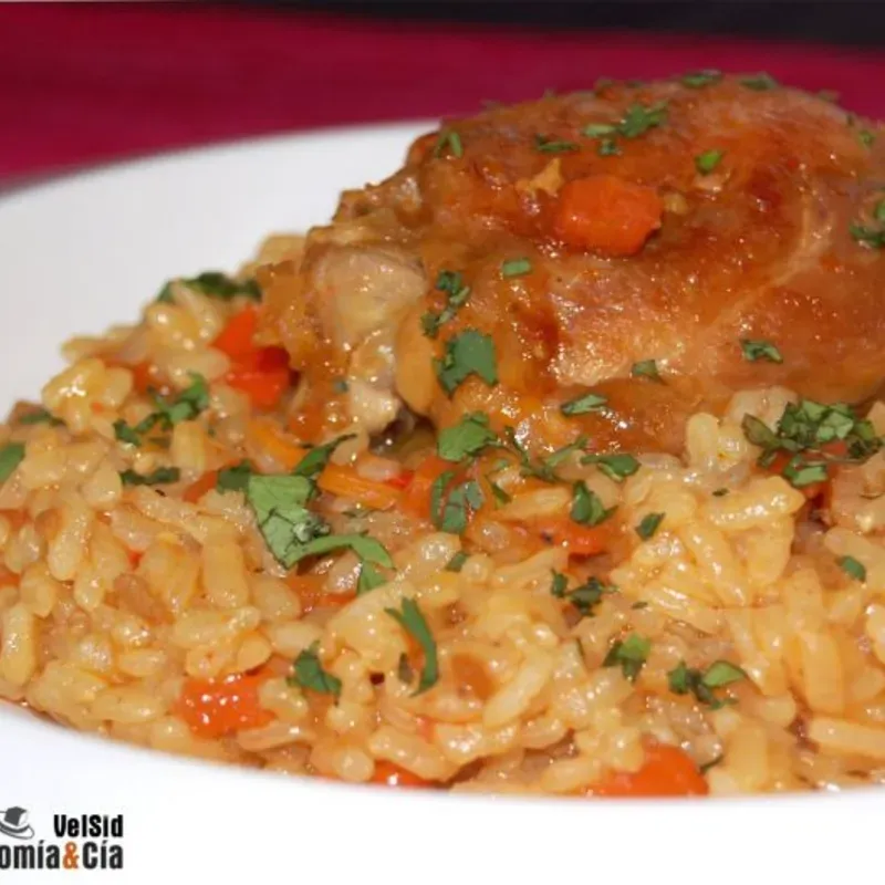 🍚 Arroz con Pollo 🍗 en Salsa 