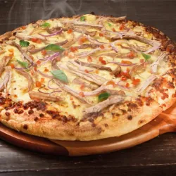 🍕 Pizza con Cerdo y Queso Gouda 🧀 