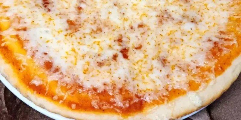 🍕 Pizza con Queso Gouda 🧀 