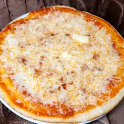 🍕 Pizza con Queso Gouda 🧀 