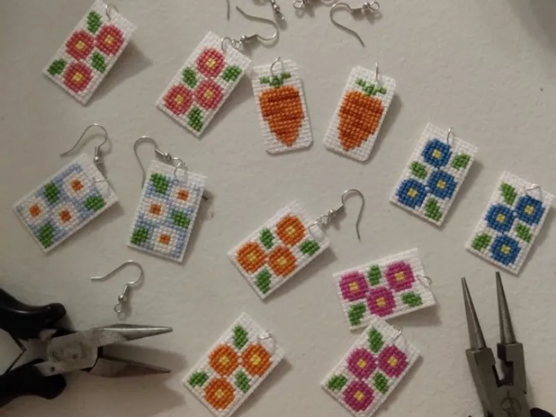 Aretes Cross Stitch 