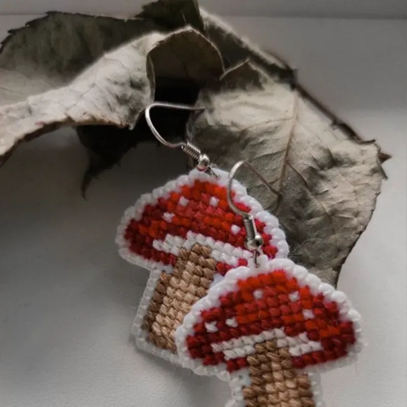 Aretes Hongos