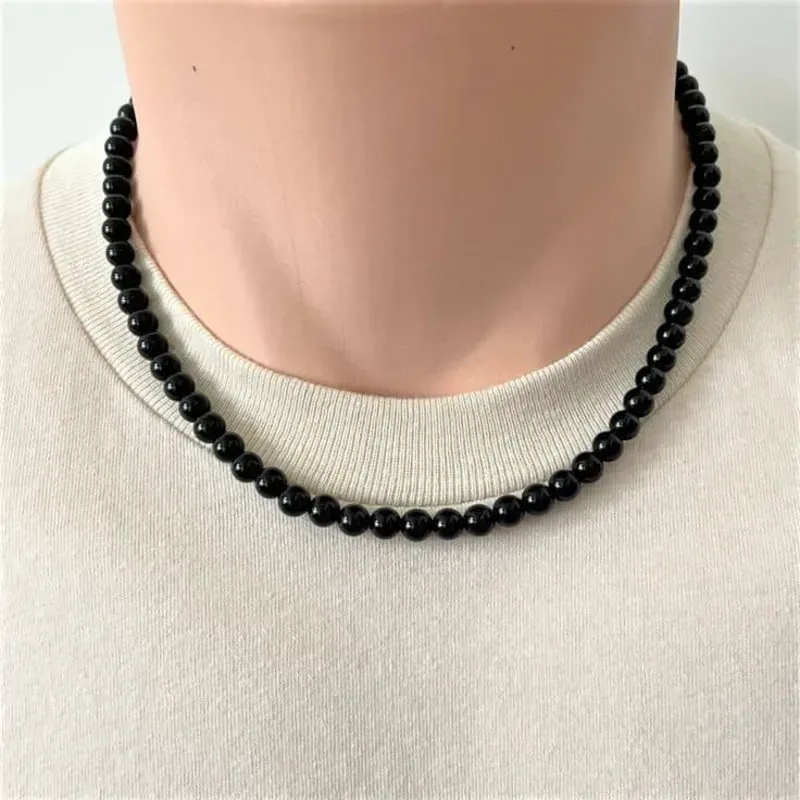 Collar negro 