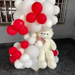 Trono de globos para  oso 
