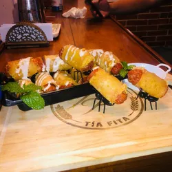 Salchitacos