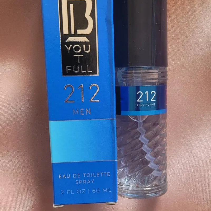 (212) Carolina Herrera de Hombre