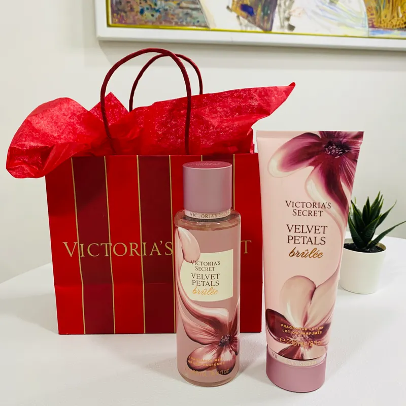 Sets COLONIA Y CREMA VICTORIA'S SECRET