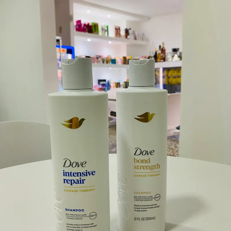 Set de shampoo y acondicionador Dove