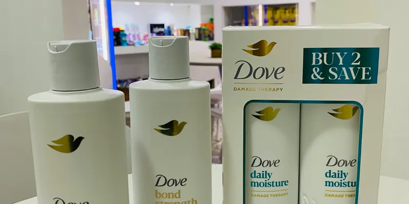 Set de shampoo y acondicionador Dove