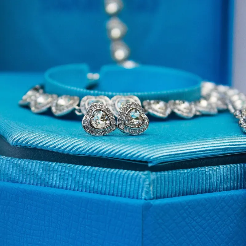 ✨ Set Swarovski original inspirado en el estilo de Ariana Grande ✨