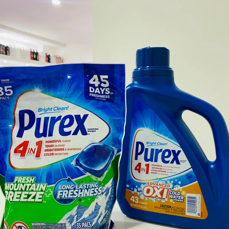Sobre de cápsulas para lavar marca Purex