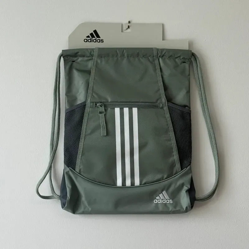 Mochila verde pequeña