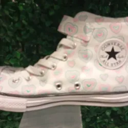 Tenis Converse de corazones