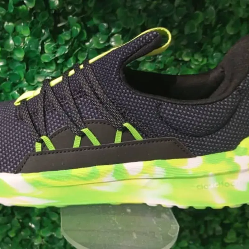 Zapatillas Verde y negras