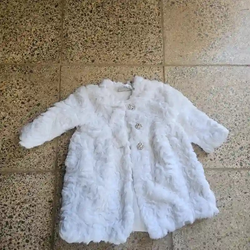 ABRIGO ACOLCHADO DE NIÑA