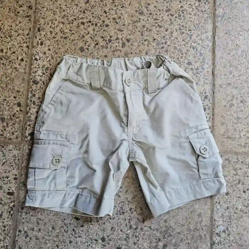 SHORT CUATRO PUERTAS