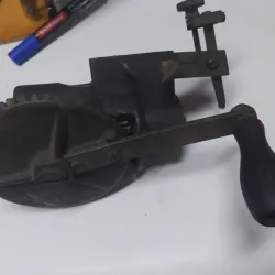 TORNO ANTIGUO DE METALES