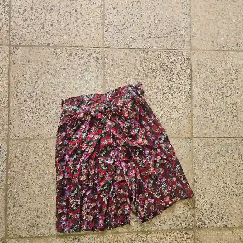 SHORT DE TELA