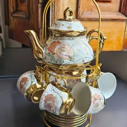 Juego de tetera y tazas