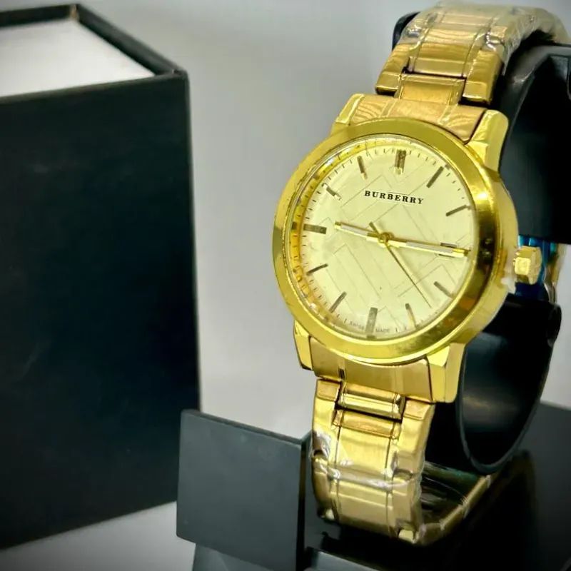 *RELOJ BURBERRY* 