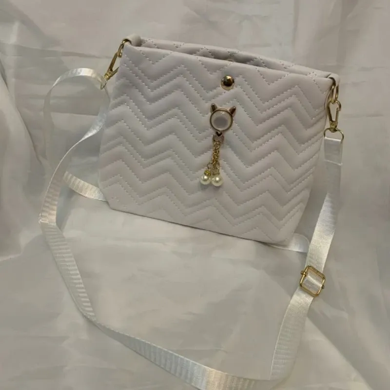 Cartera Blanca