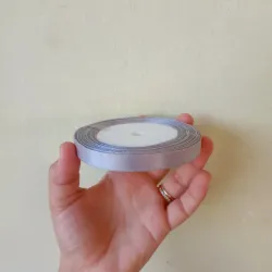 Cinta de satin plateada