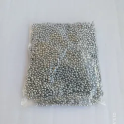 Perlas plateadas