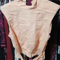 Blusa naranja pastel