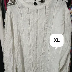 Blusa blanca de hilo mangas largas