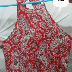 Blusa rojs estampada de tirantes hilo