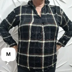 Camisa negra a cuadros hilo