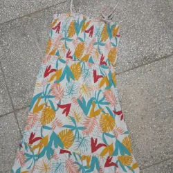 Vestido estampado de niña