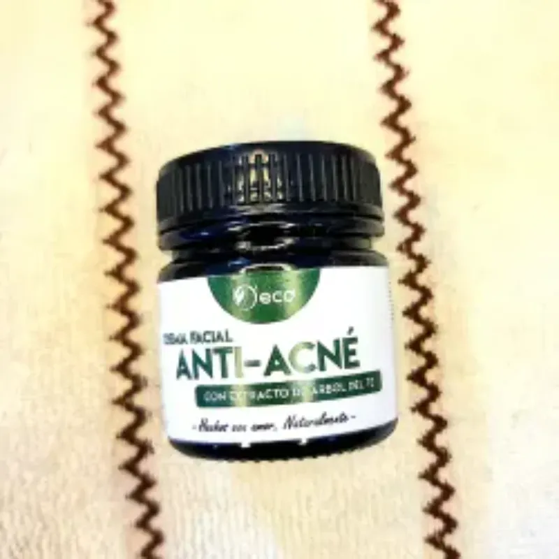 Crema facial anti acné 