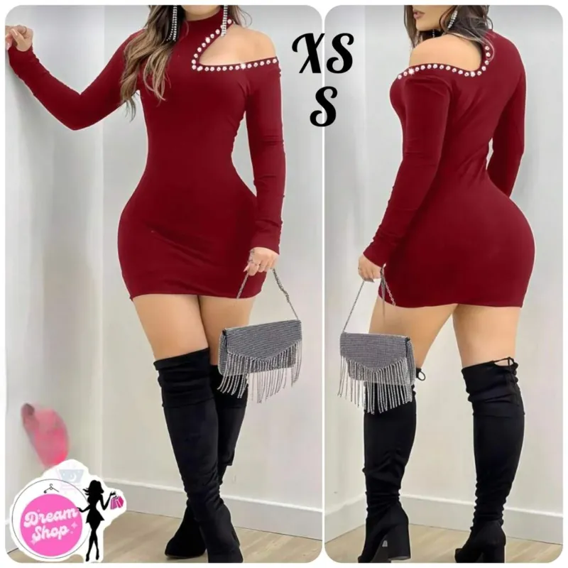 Vestido corto con un hombro descubierto