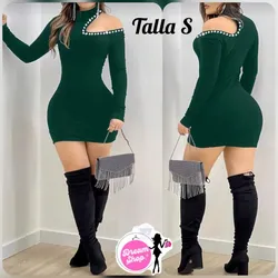 Vestido corto con un hombro descubierto