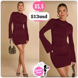 Vestido corto mangas largas anchas